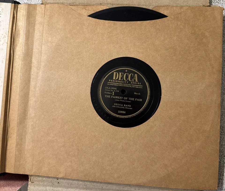 Joe Colling Director - Decca Band - Sousa Marches 4-78 RPM Decca A538 Volume 2 Foto 3 de 4