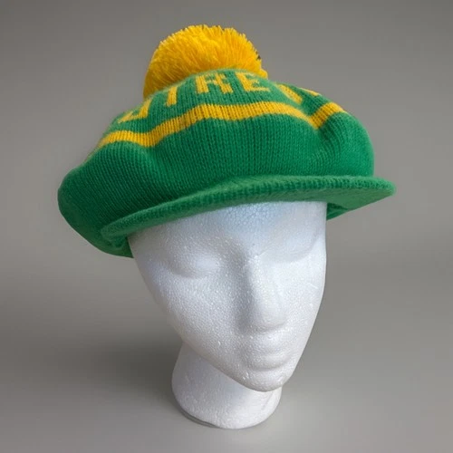 VTG 70s Notre Dame Fighting Irish Knit Ivy Newsboy Pom Hat Cap Green Yellow USA