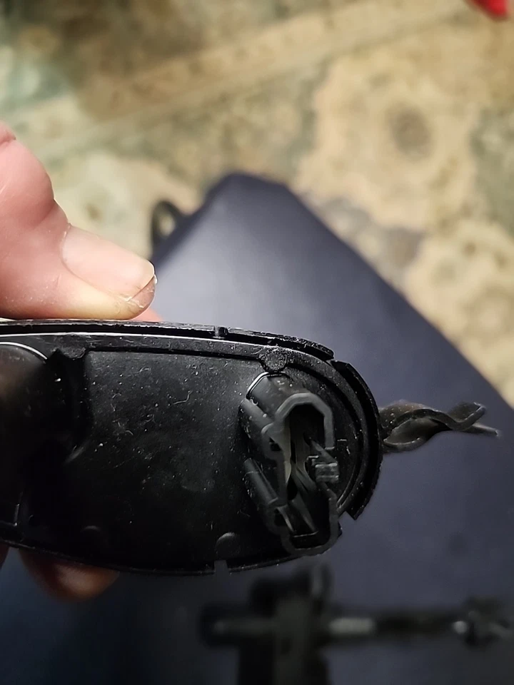 Actuador de tapa Fisher & Paykel #522085 Foto 3 de 4