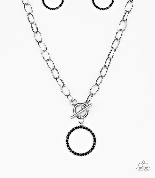All in favor black necklace paparazzi deals