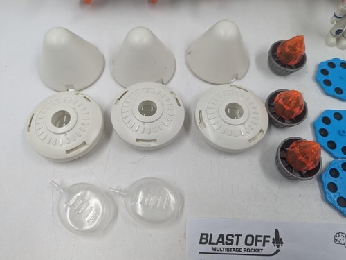 Bloonsy Fat Brain Toys Blast Off Multistage Rocket Ship Toys - Picture 8 of 9