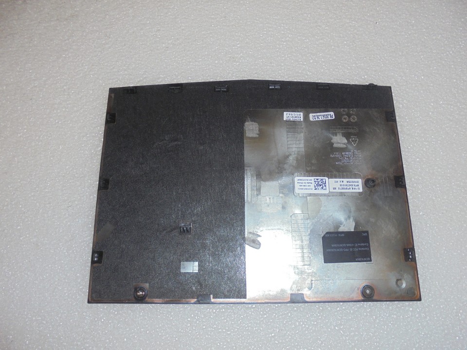 7CRGP GENUINE DELL ALIENWARE M17 R3 BOTTOM CASE COVER DOOR TXA01 07CRGP ...
