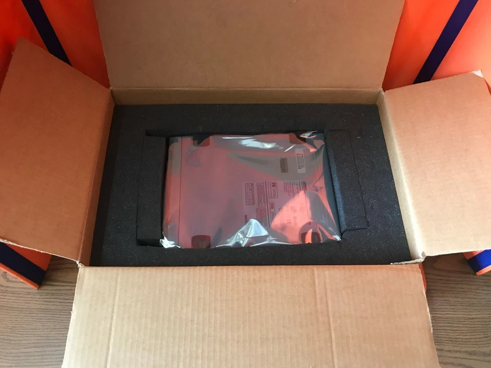 153620-001 159608-001 157770-001 HP/Compaq 20/40GB EXTERNAL DAT DRIVE - Image 4 of 4