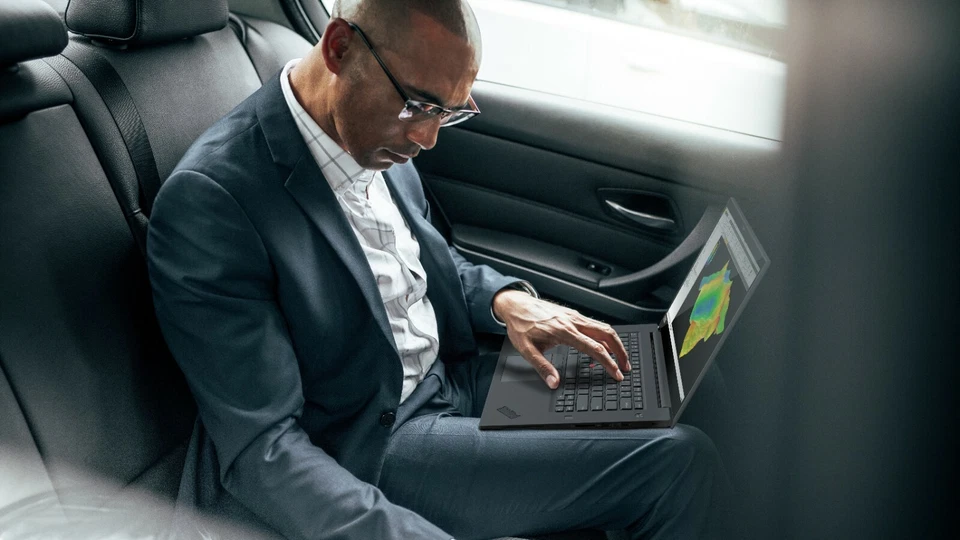 Italy Lenovo THINKPAD P1 G2. i7-9850H 32G T2000 2x512GB FHD Captain-Notebook - Immagine 3 di 4