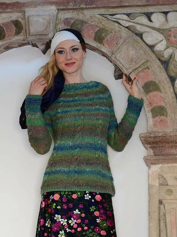 Noro Game Of Hues Knitting Crochet Patterns 12 Designs - Image 4 of 4