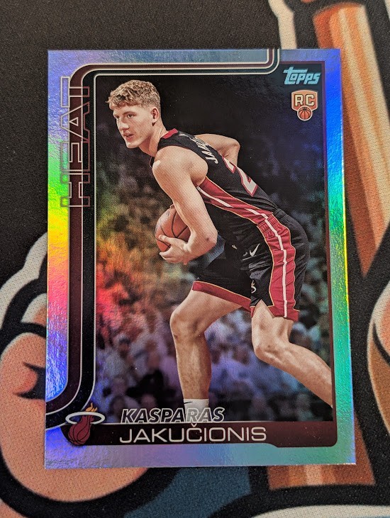 2025-26 Topps - Kasparas Jakucionis #220 Rainbow Foilboard (RC)