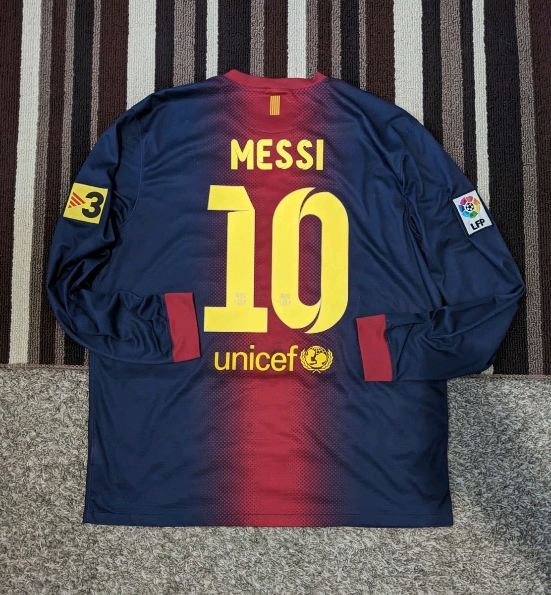 Maillot foot retro et vintage - FC Barcelone extérieur #10 Messi 2012