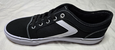 Airwalk Rieder II Pro Black Canvas Skate Shoes Mens 8 NEW 