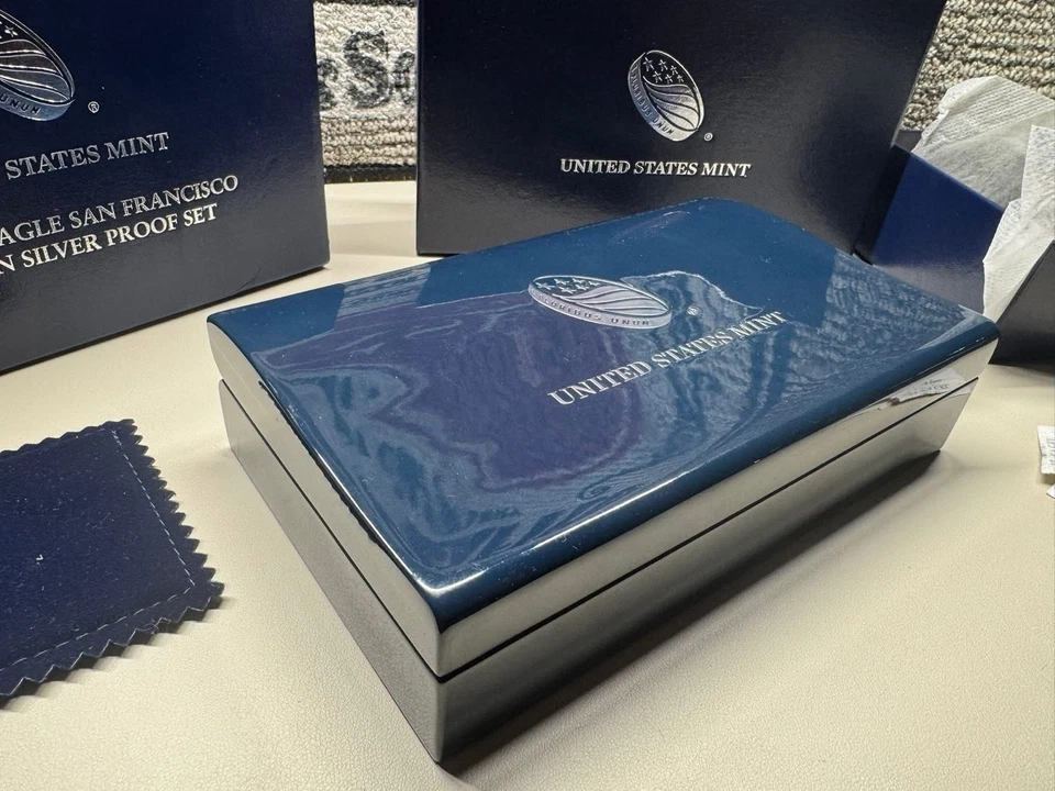 2012 S American Eagle San Francisco Juego de dos monedas de plata a prueba de águila con caja + certificado de autenticidad Foto 4 de 4