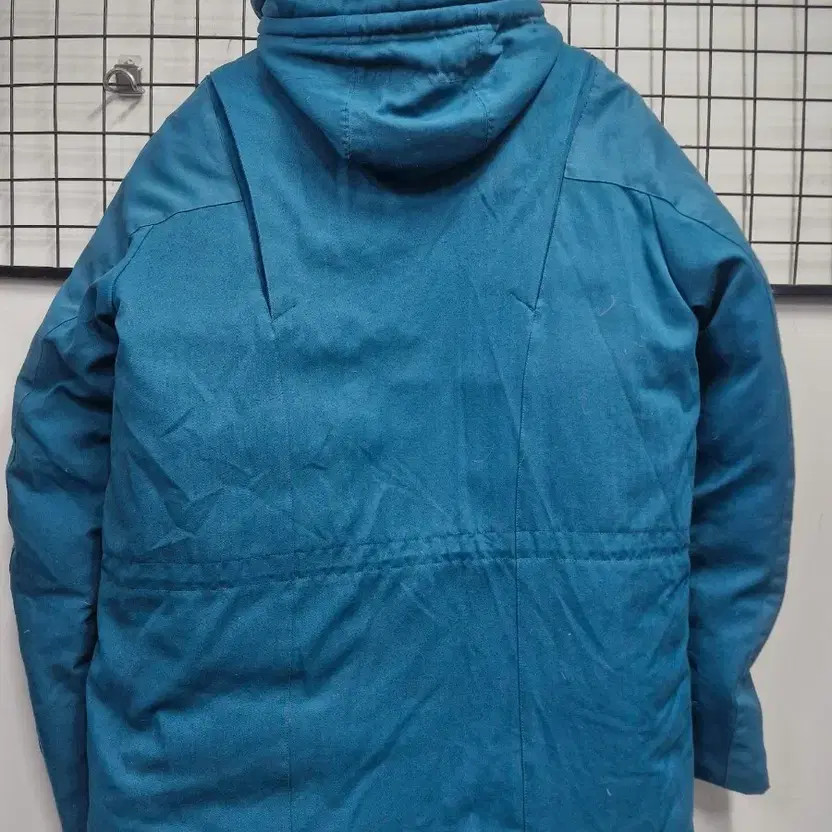 Nike Jordan Down Puffer Jacket 100L Teal thumbnail 2