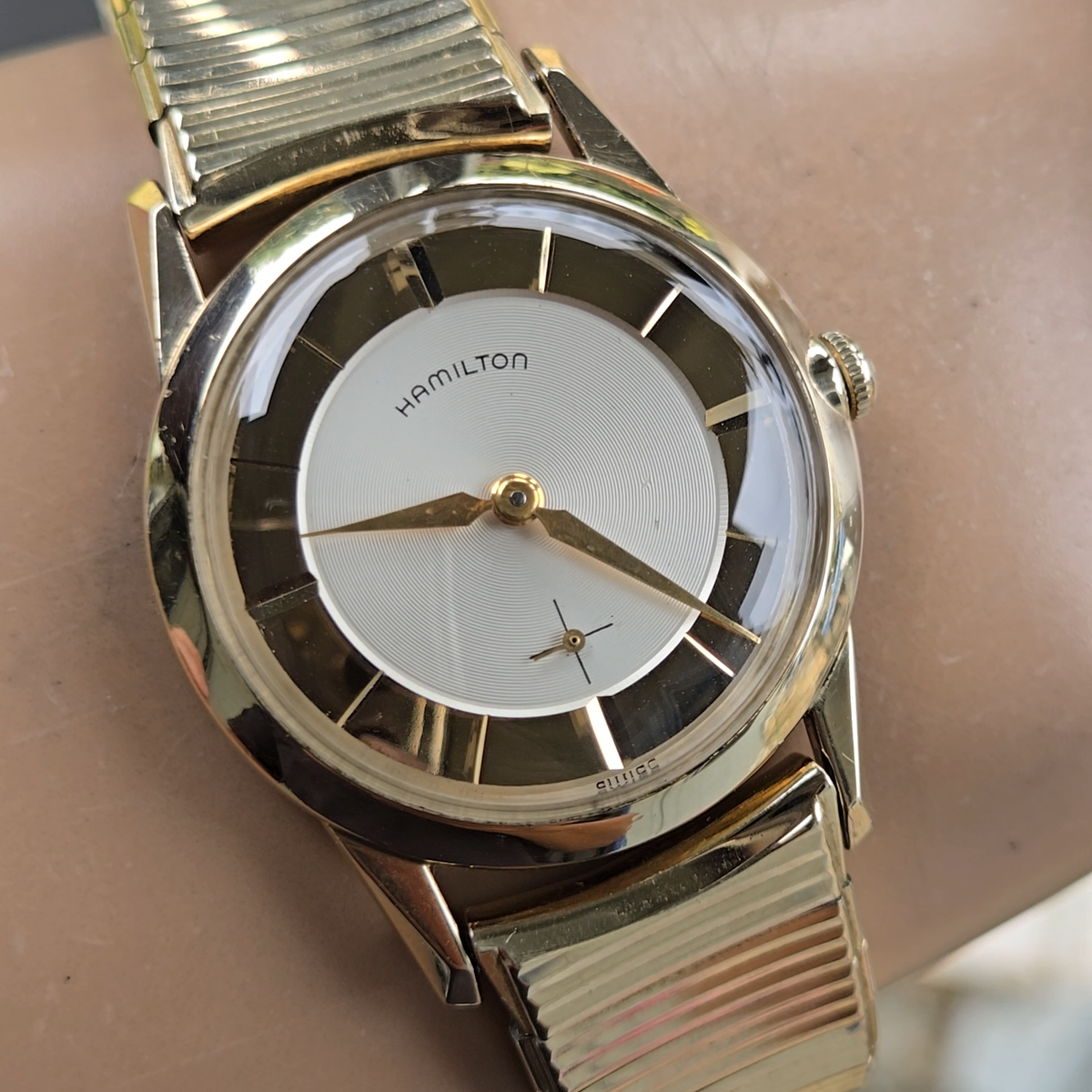HAMILTON ハミルトン　アナログ時計 世界限定999本【ハミルトン】回転ケースのギミックで2つのダイアルを