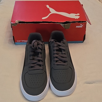 PUMA SoftFoam+ Low Top Lace-Up Athletic Sneakers Gray/Black/White Solid
