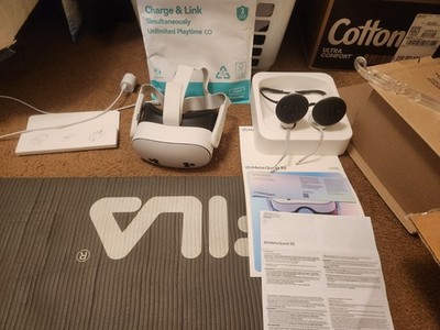 Meta Quest 3S Virtual Reality Headset 128GB White, 16 Ft USB A To C Charge Cable
