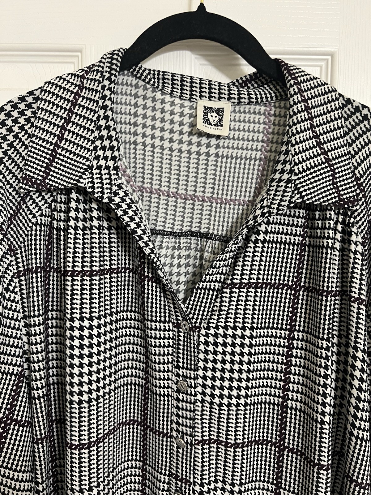 ANNE KLEIN COLLARED BUTTON DOWN ROLL TAB SLEEVE S… - image 2