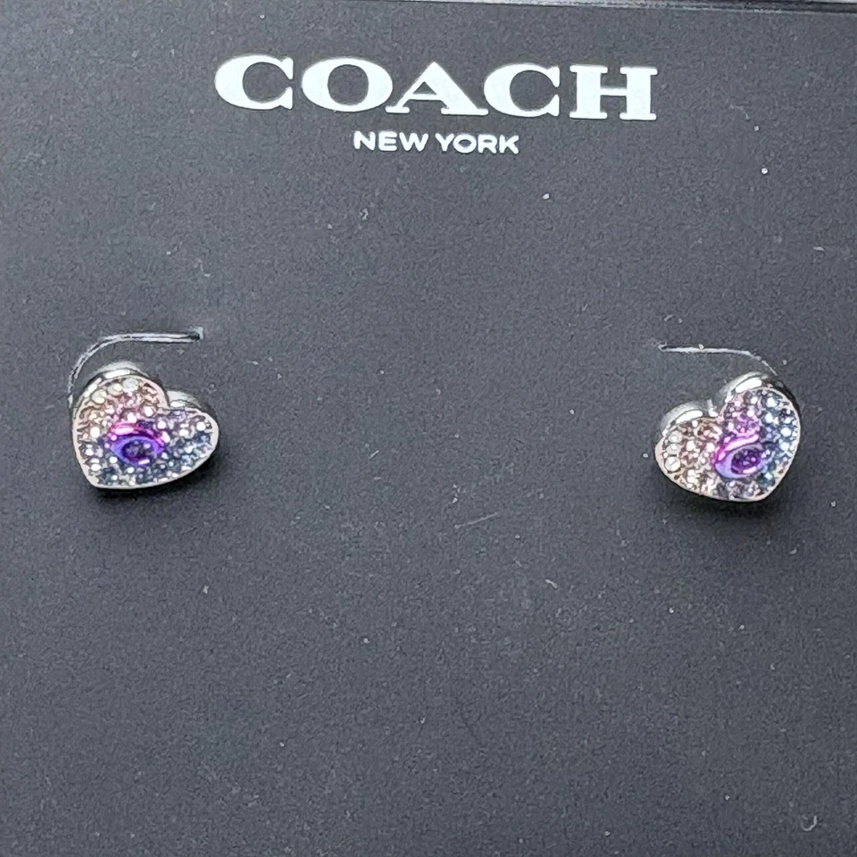 Pendientes COACH Iridiscent Signature Pavé Corazón Foto 3 de 4