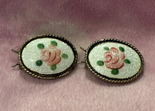 Vintage Oval Floral Hair Clips