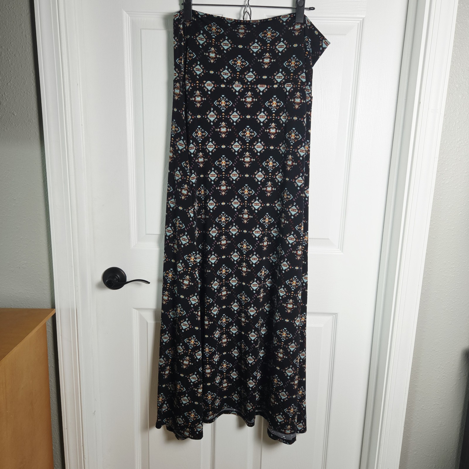 Lularoe Maxi Skirt Large Black Teal Stretch Aztec Tribal Southwestern Festival
