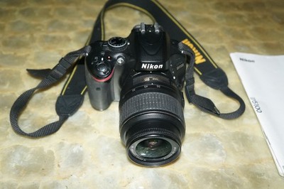 Nikon D5100 Body (Shutter Ct  7100) w/18-55mm Lens