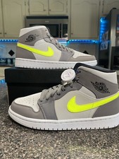 Jordan 1 Mid Gunsmoke Volt for Sale - Authenticity Guaranteed - eBay