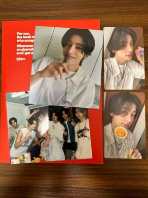 ENHYPEN DARK BLOOD Photobook Versione Mezza - CD + Photocard + Poster Inclusi