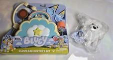 Bluey   Cloud Bag   Doctor's Set    7 Pieces by Moose Toys    Holiday Gift    Plush