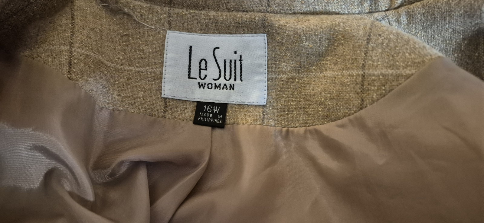 Le Suit   Wool Blend  Suit  Skirt And Long Jacket    Size 16 W