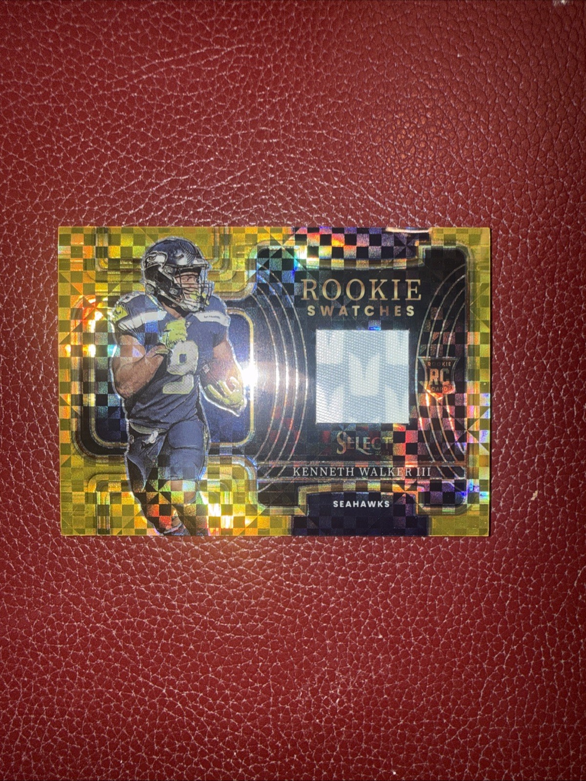 Kenneth Walker III Panini Select Rookie Swatches #RSW12 Gold Prizm