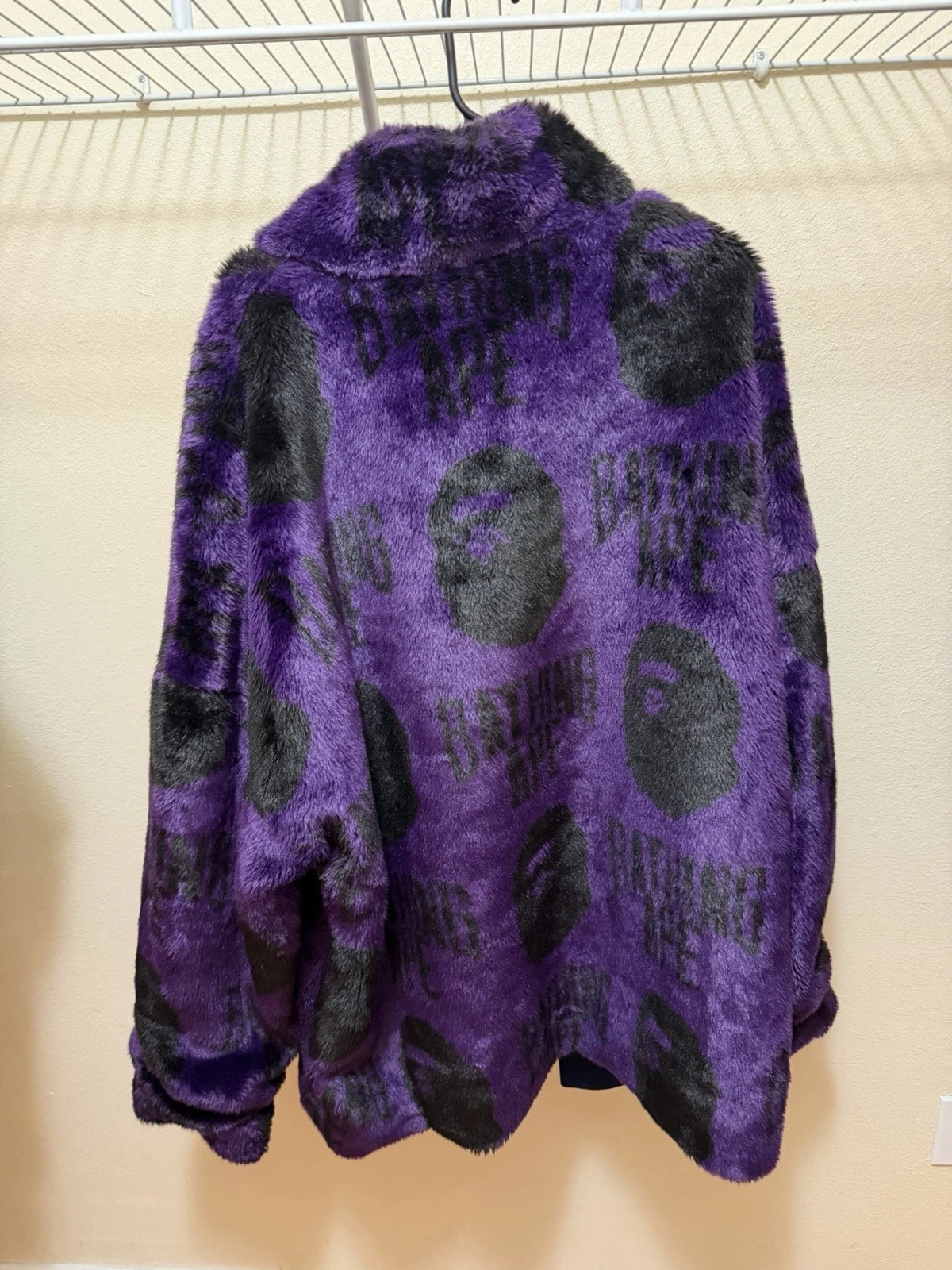 A Bathing Ape BAPE Men's Full Zip Faux Fur Jacket Purple/Black Graphic 2XL - product detail image 2