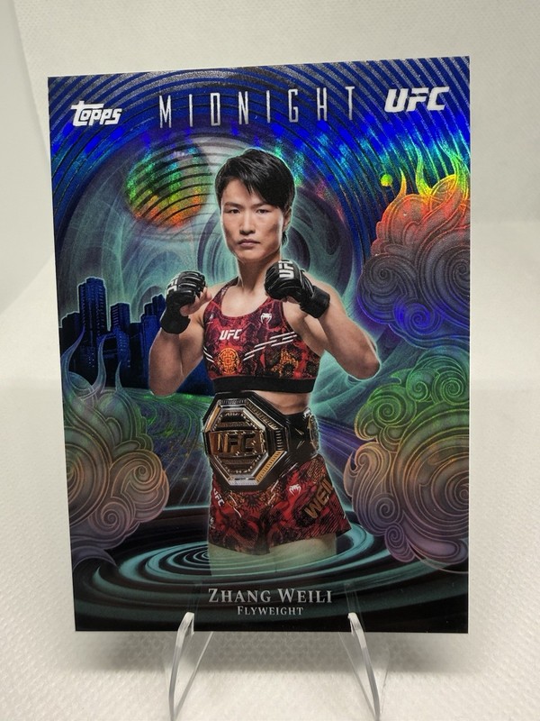 Topps 2026 Midnight UFC MMA Zhang Weili Insomnia Insert IN-24
