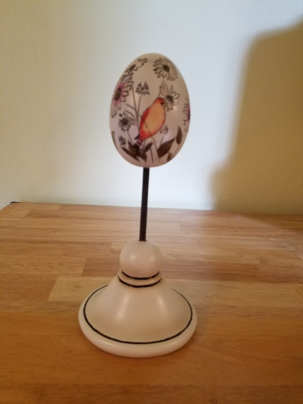 We Love Pavilion Gift Wood Egg Finial #71548 2009 Bird Floral Decoration