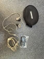 Shure SE215-CL Sound Isolating In-Ear DJ Monitoring Headphones Earphones