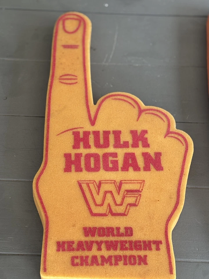 ¡Vintage! Espuma Hulk Hogan WWF lucha libre con dedos WWE Hulkamania ¡Hecho en Estados Unidos Raro! Foto 3 de 3