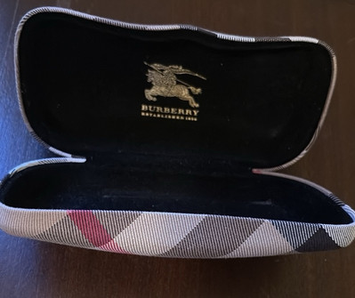 Burberry Eyeglasses with Clamshell  Hardcase with Nove Check Plaid Made in Italy s-l400.jpg main image 4
