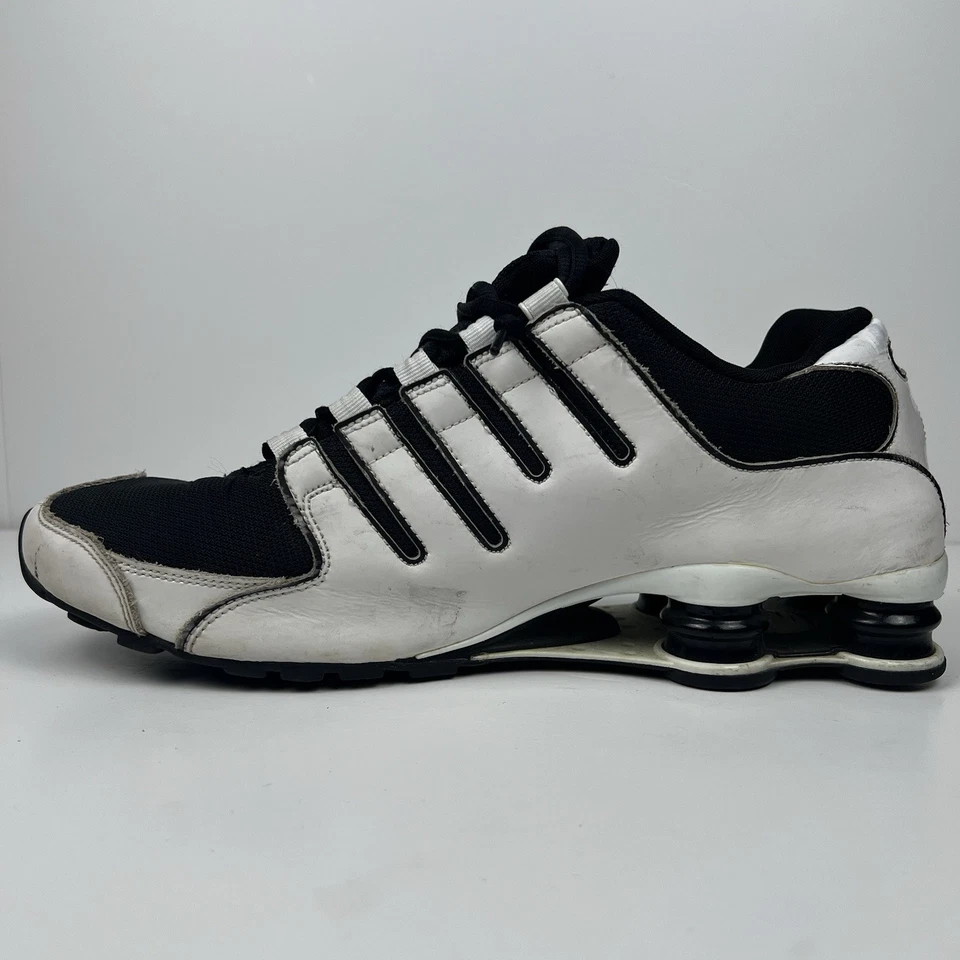 Nike Shox NZ Shoes Mens 13 White Black Menta Running Trail 2011 Leather Sneaker - Image 3 of 4