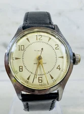 Vintage Timex Men’s Watch Cream Dial Mechanical Wind 31mm Classic