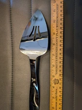 Oneida Pie/Cake Server 11" Stainless 