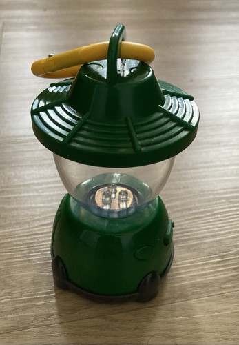 Summit Productions Backyard safari green lantern light up onoff