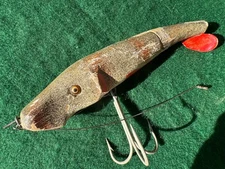 Vintage CC Roberts Mud Puppy Musky Antique Fishing Lure Glass Eyes 6"