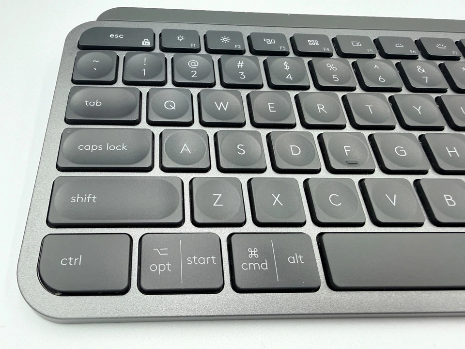 Logitech MX Keys for Mac Wireless Keyboard Space Gray Backlit USB-C Bluetooth - Image 3 of 4