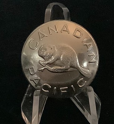 CANADA -CANADIAN PACIFIC UNIFORM BUTTON
