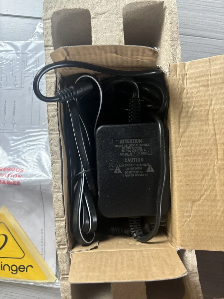 Behringer XENYX 1202 Mixer 12-Input 2-Bus Analog British EQs Mic Preamps Box - Image 4 of 4