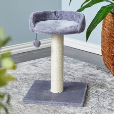 Basswood Small Cat Tower and Scratching Post Cat Condo Sisal Scratching Posts