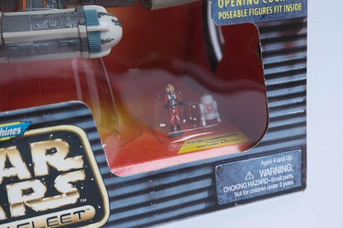 STAR WARS MICRO MACHINES ACTION FLEET Y-WING FIGHTER GOLD LEADER NEW - Picture 3 of 3