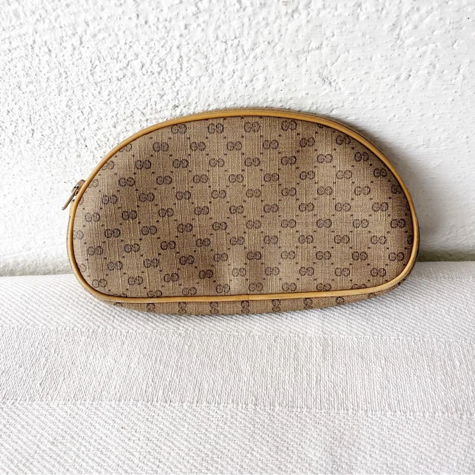 GUCCI Estuche Cosmético Pequeño Vintage Auténtico GG Foto 2 de 4