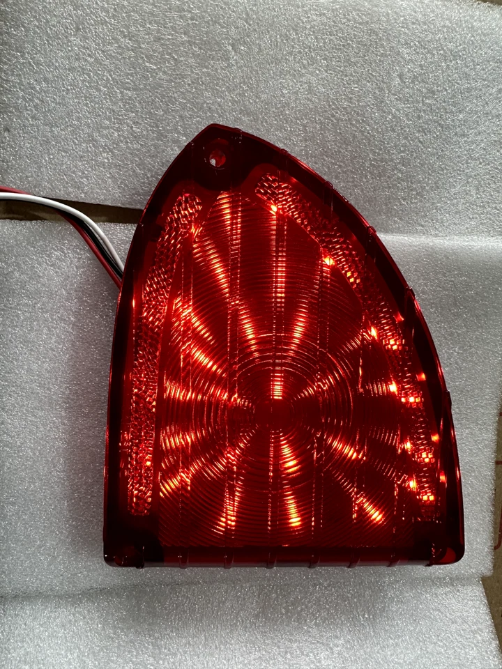 1960 1961 1962 1963 1964 1965 1966 CHEVROLET GMC SUBURBAN LED LANTERNA TRASEIRA PAR - Imagem 3 de 4