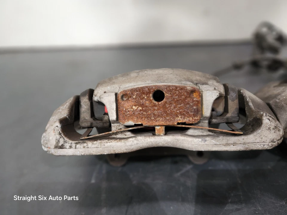 ✅ 07-13 OEM BMW E90 E92 E93 335 JUEGO DE PINZAS DE FRENO DELANTERO CONDUCTOR PASAJERO 79k Foto 4 de 4