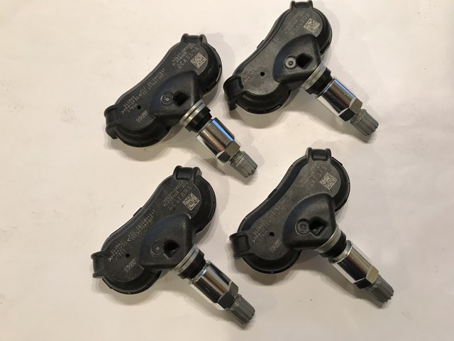 07-17 Toyota Tundra TPMS Tire pressure sensors set of (4) 20 Degree