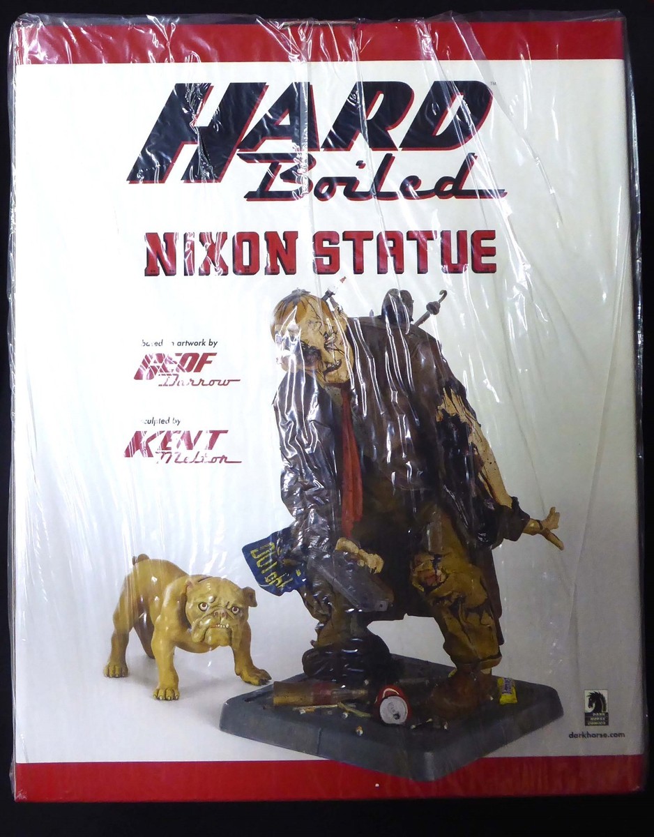 Nixon Hard Boiled Statue New LTD to 500 Kent Melton Dark