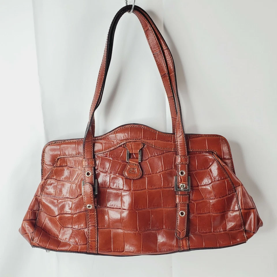 Maxximum βCrocβ 100% Embossed cow Vintage Leather Shoulder Bag - Image 2 of 4