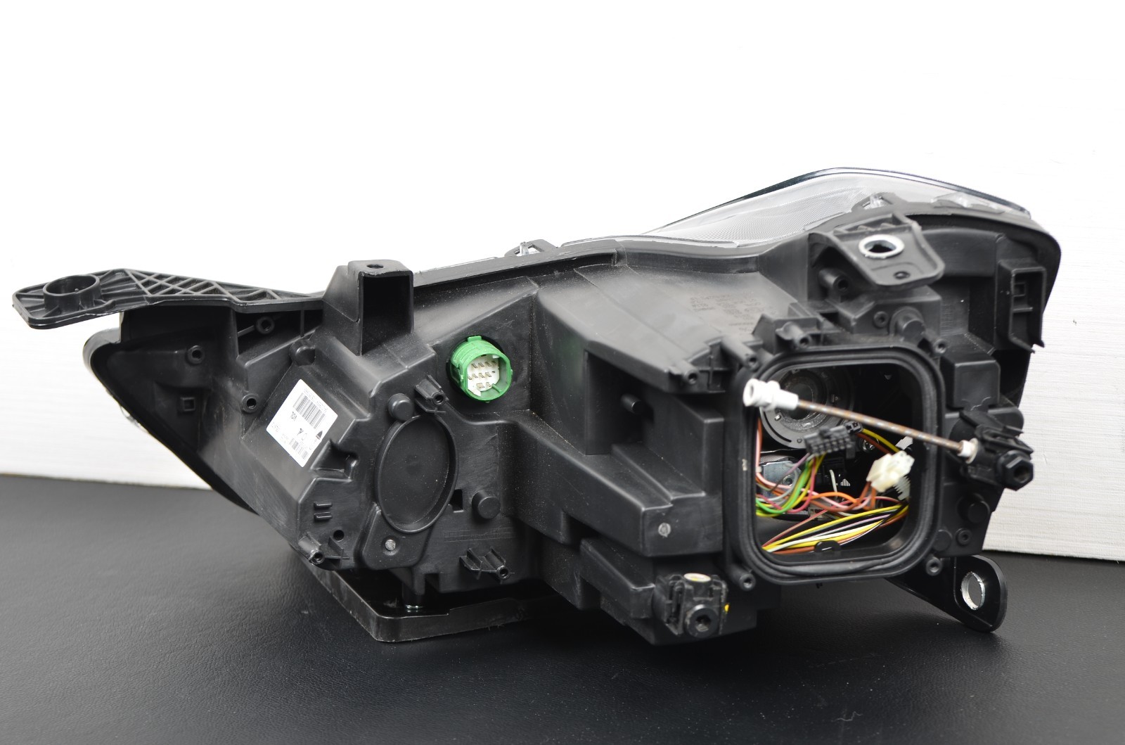 2014-2018 Maserati Ghibli Xenon HID NON-AFS Headlight Right Passenger Side OEM